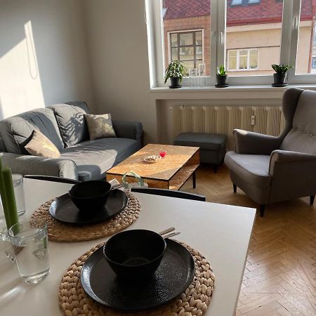 Hradec Králové Cozy Apartment Near The City Center المظهر الخارجي الصورة